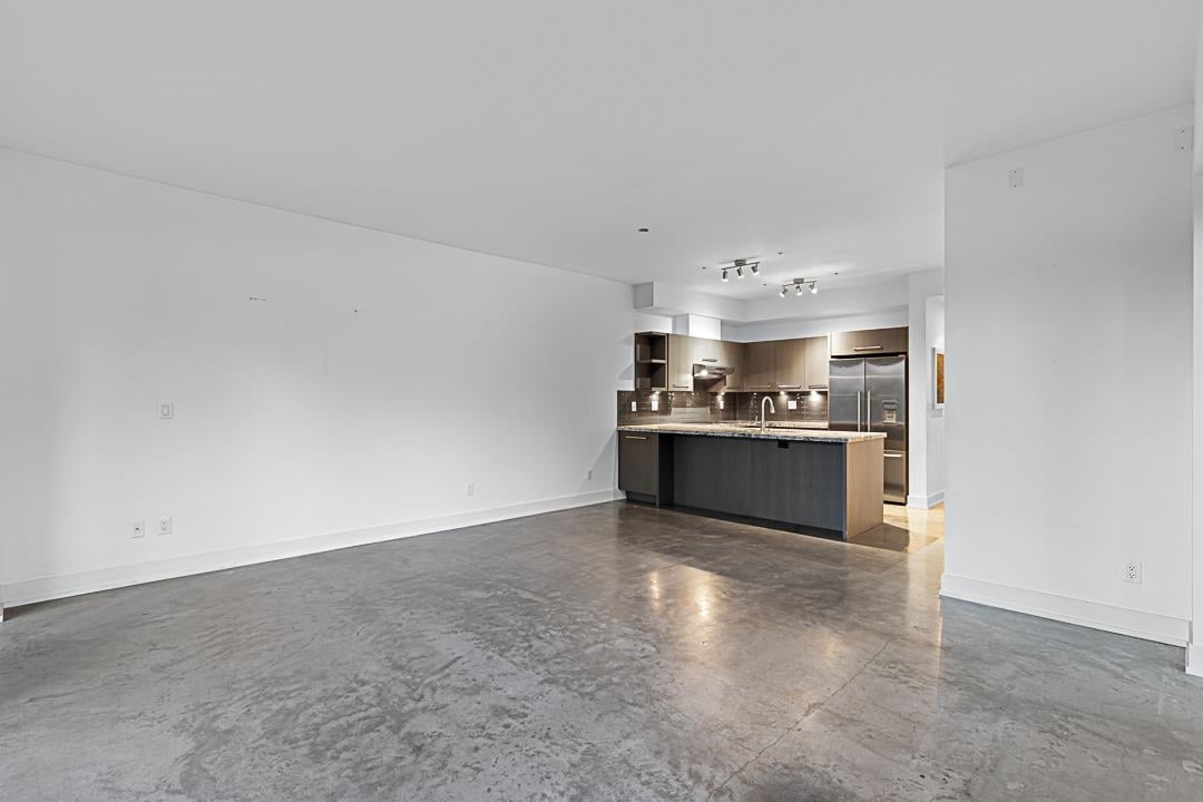 103-650 Evergreen Pl