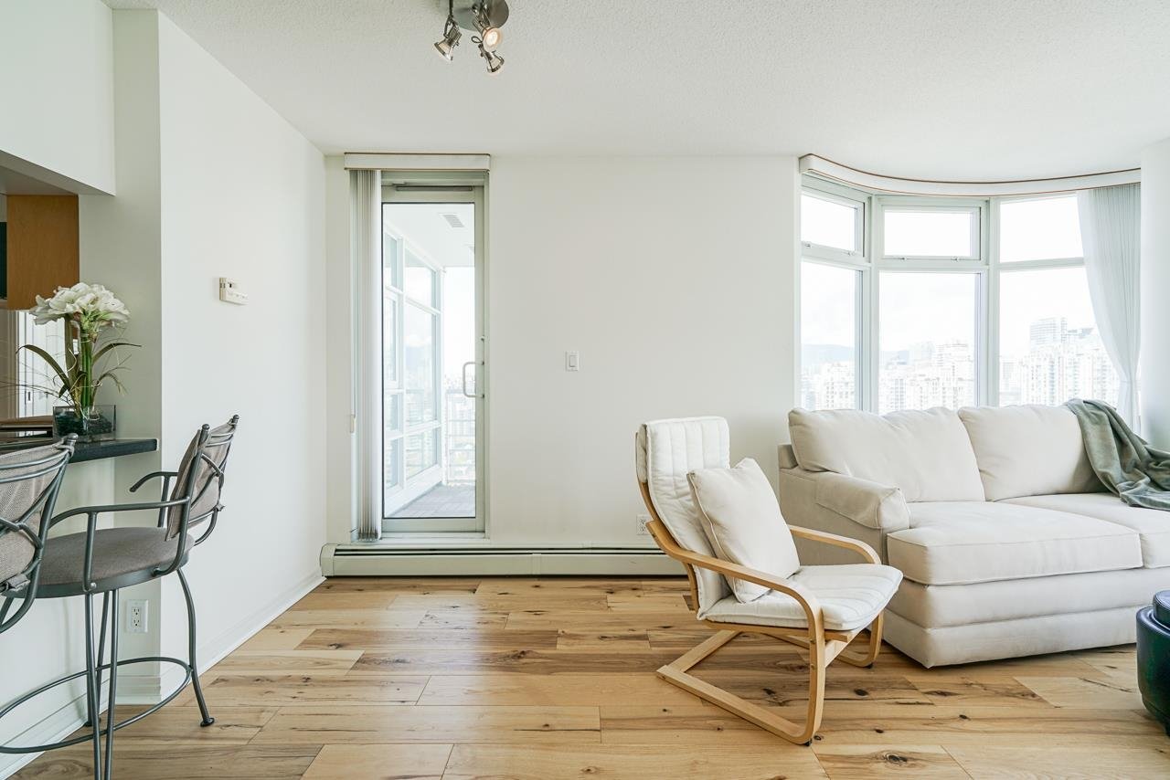 3205-1199 Marinaside Crescent, Vancouver
