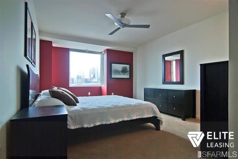 555 4th St., #729