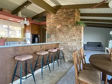 58 Sunny Oaks Dr