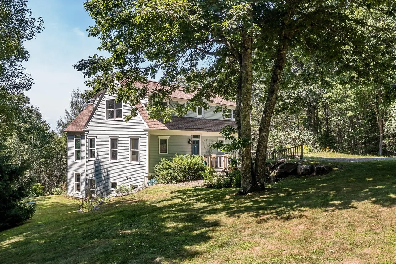 New Listing: 24 White Tail Drive, Rockport, ME 04856 – $850,000