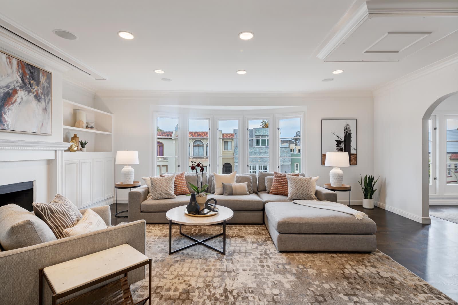 2257 Beach