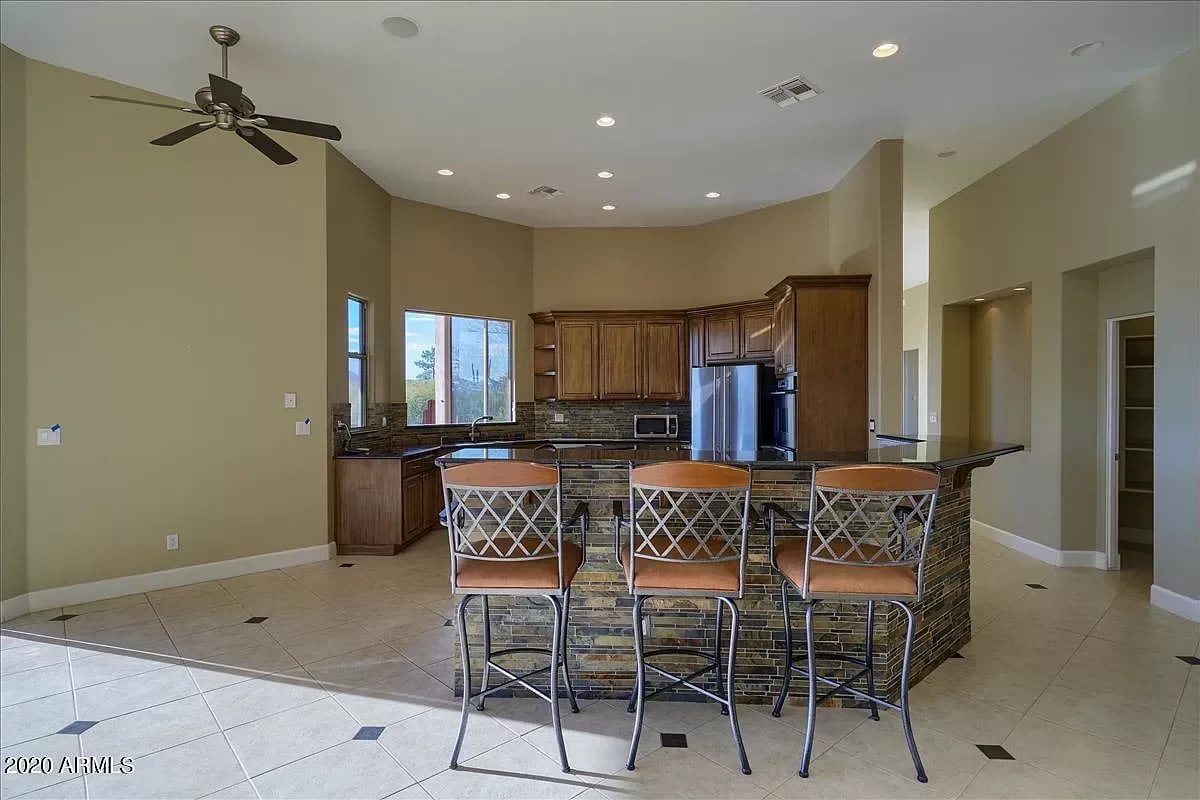 6789 E Saber Rd