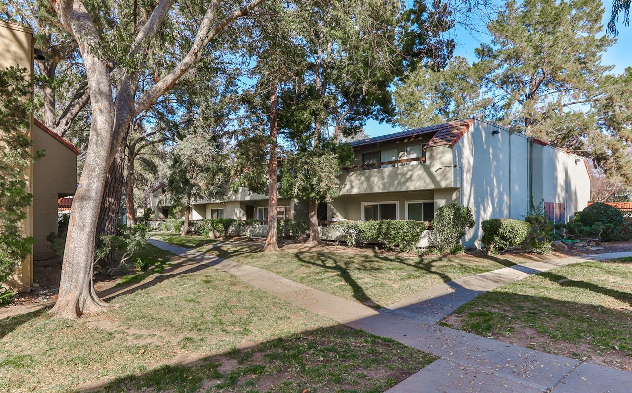 288 Tradewinds Dr #5