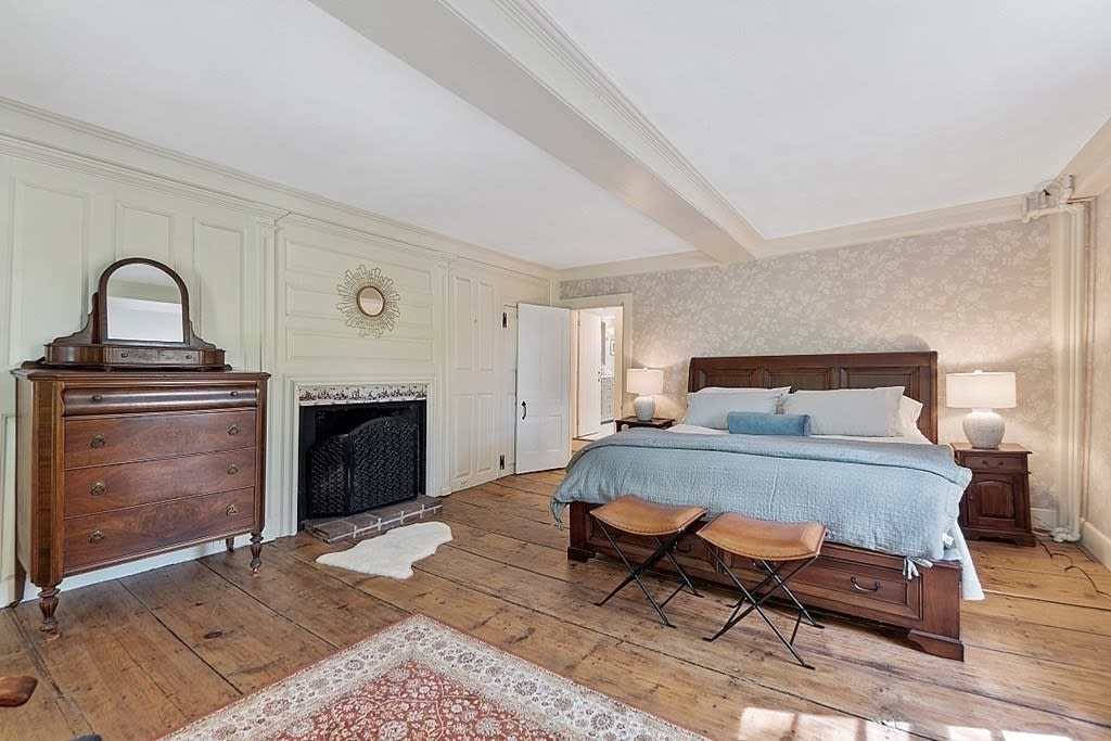 77 Lexington 