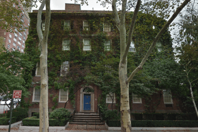 Manhattan Townhouse With Ties to Some of U.S.’s Wealthiest Families Finds Buyer