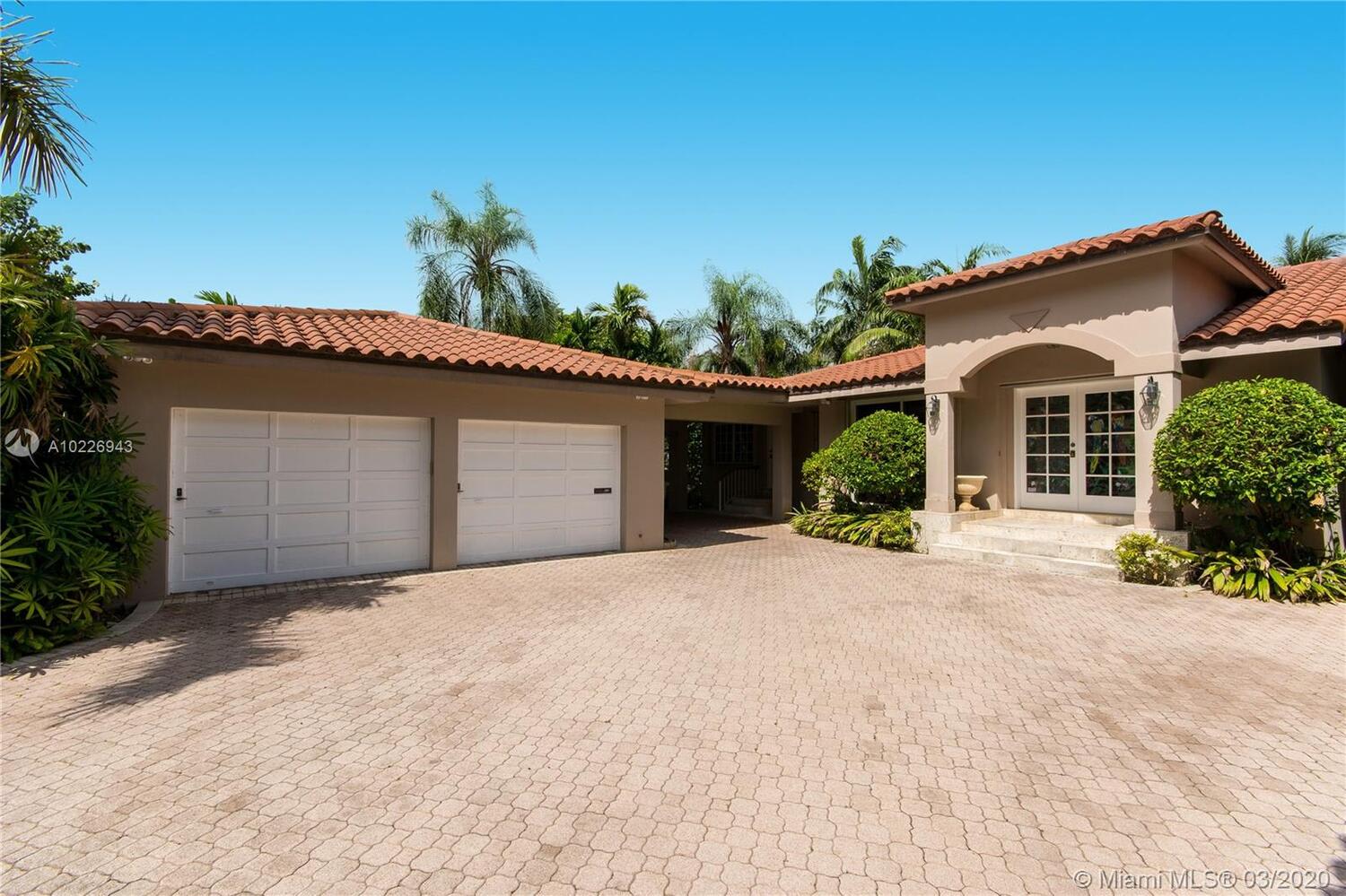 625 Buttonwood Ln
