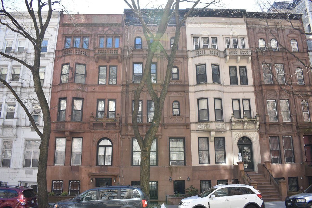22 W 90th St 