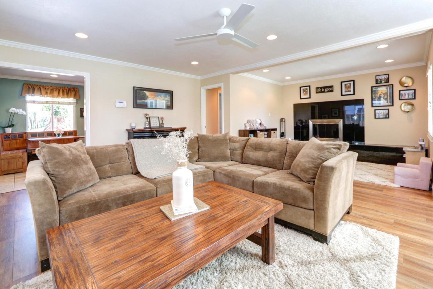 3095 Calzar Drive, Cambrian