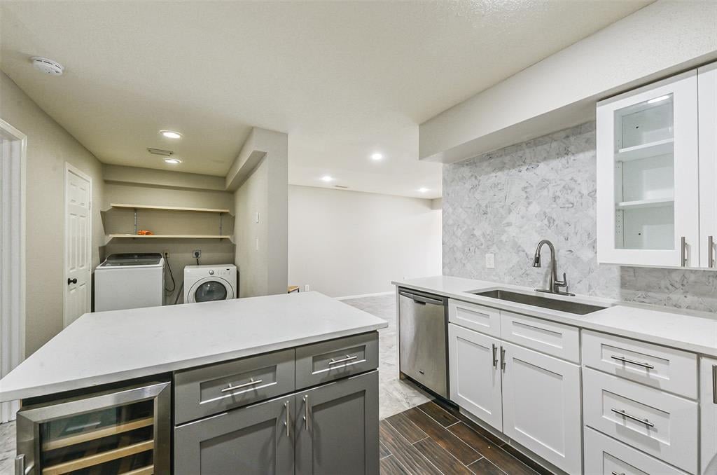 2425 Holly Hall Street Unit: 92F