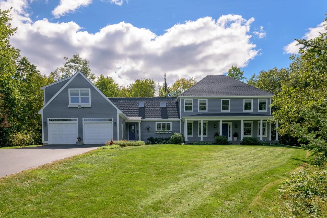 New Listing! 100 Old Field Road, Yarmouth, Maine – $1,295,000