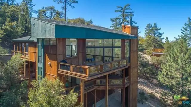 Great Places To Buy Your Vacation Or BNB Cabin