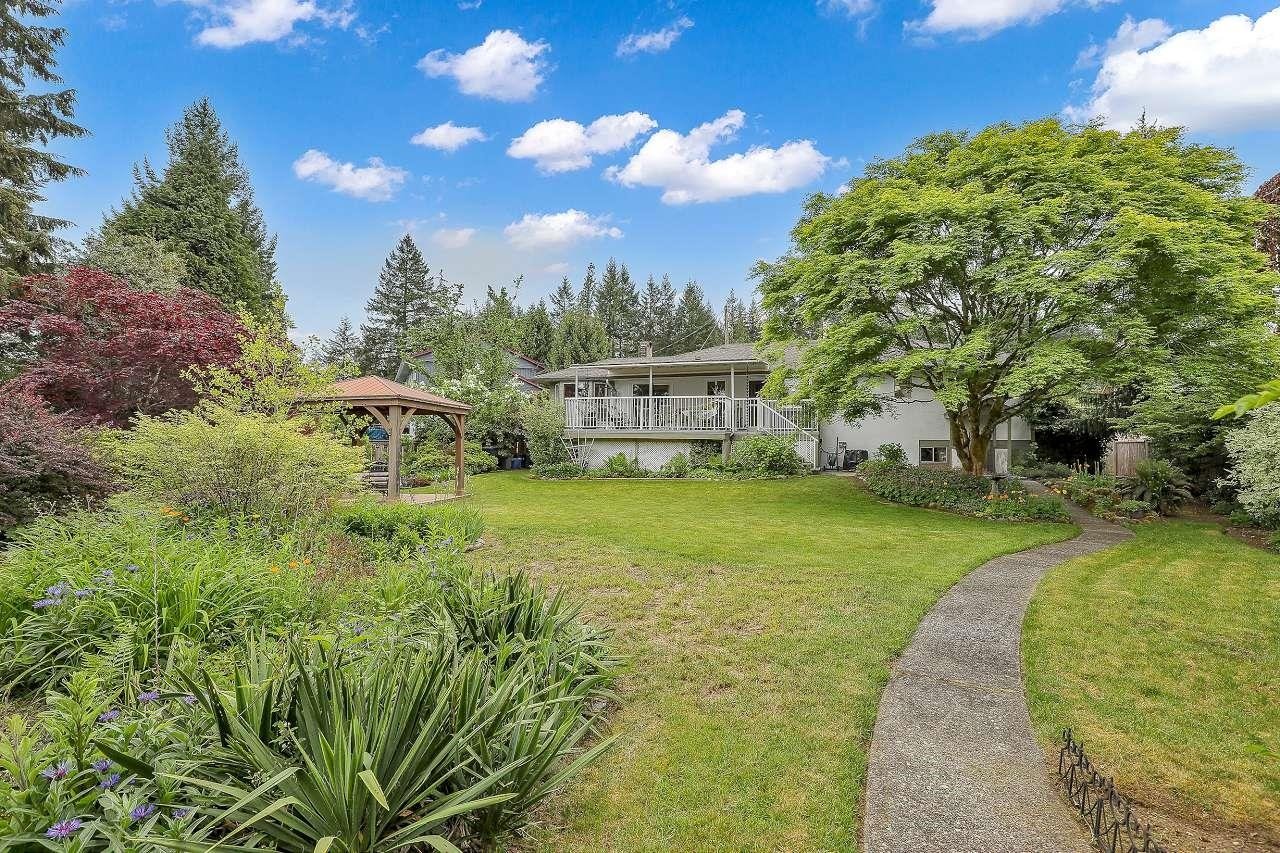 2313 Vista Ct
