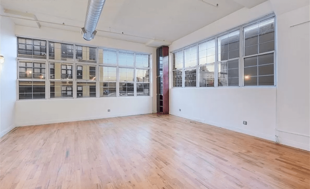 689 Myrtle Ave Apt: 3G 
