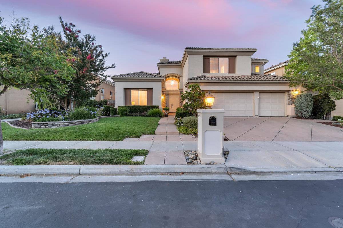 1705 Lucca Place • San Jose • 95138