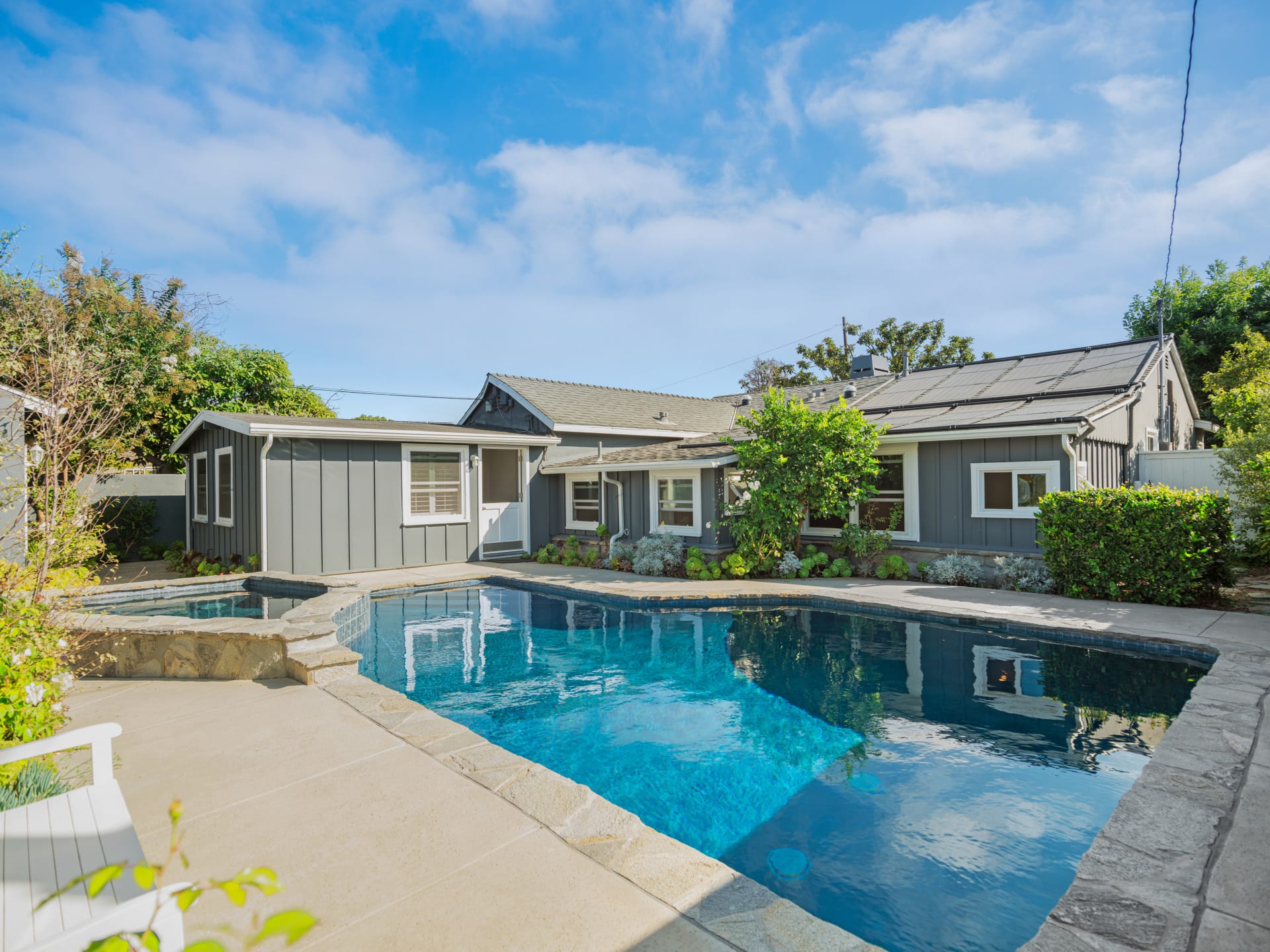 422 Magnolia Street 