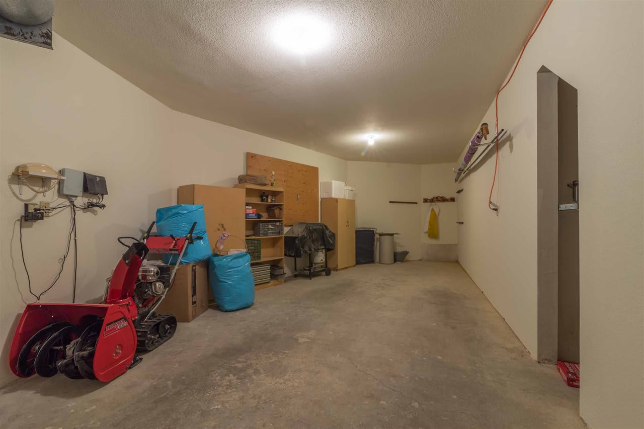 12784 Falcon Point Pl