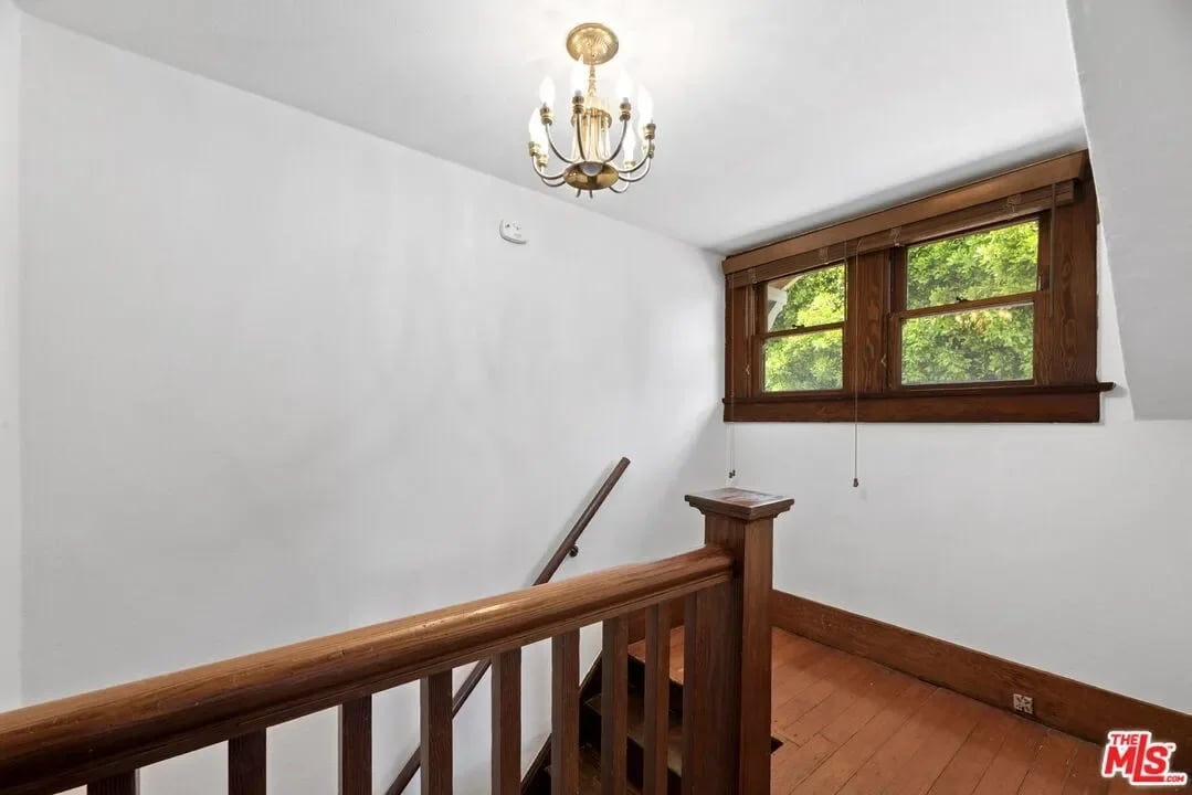 Ocean Park Adj Craftsman in Santa Monica