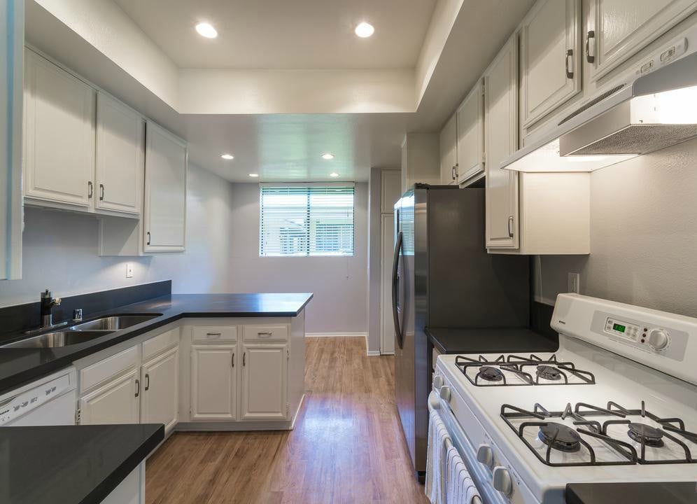 3480 Barham Blvd Unit 317