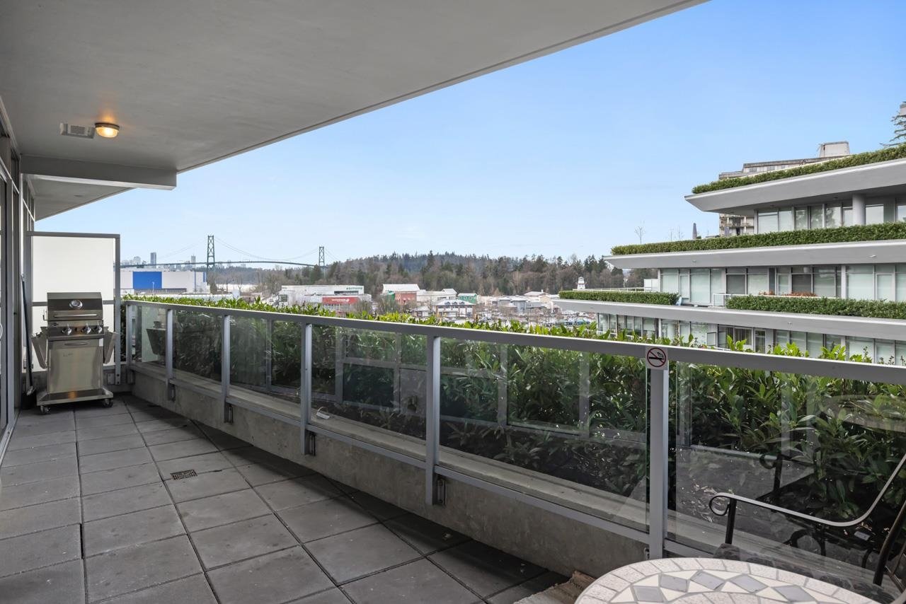 504-866 Arthur Erickson Pl