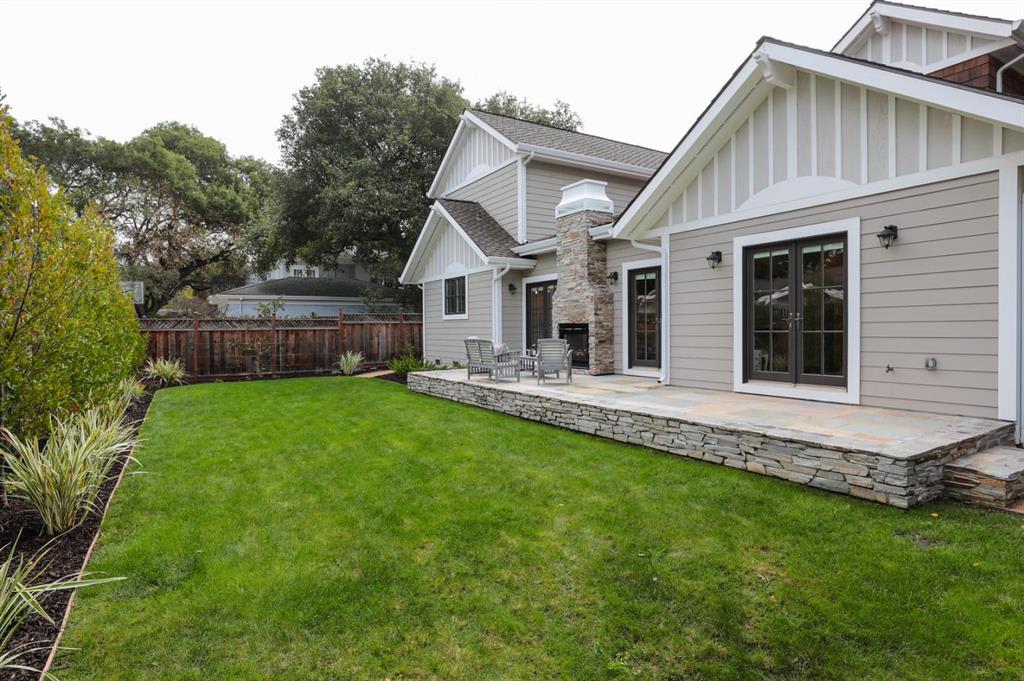 1357 Woodland Ave