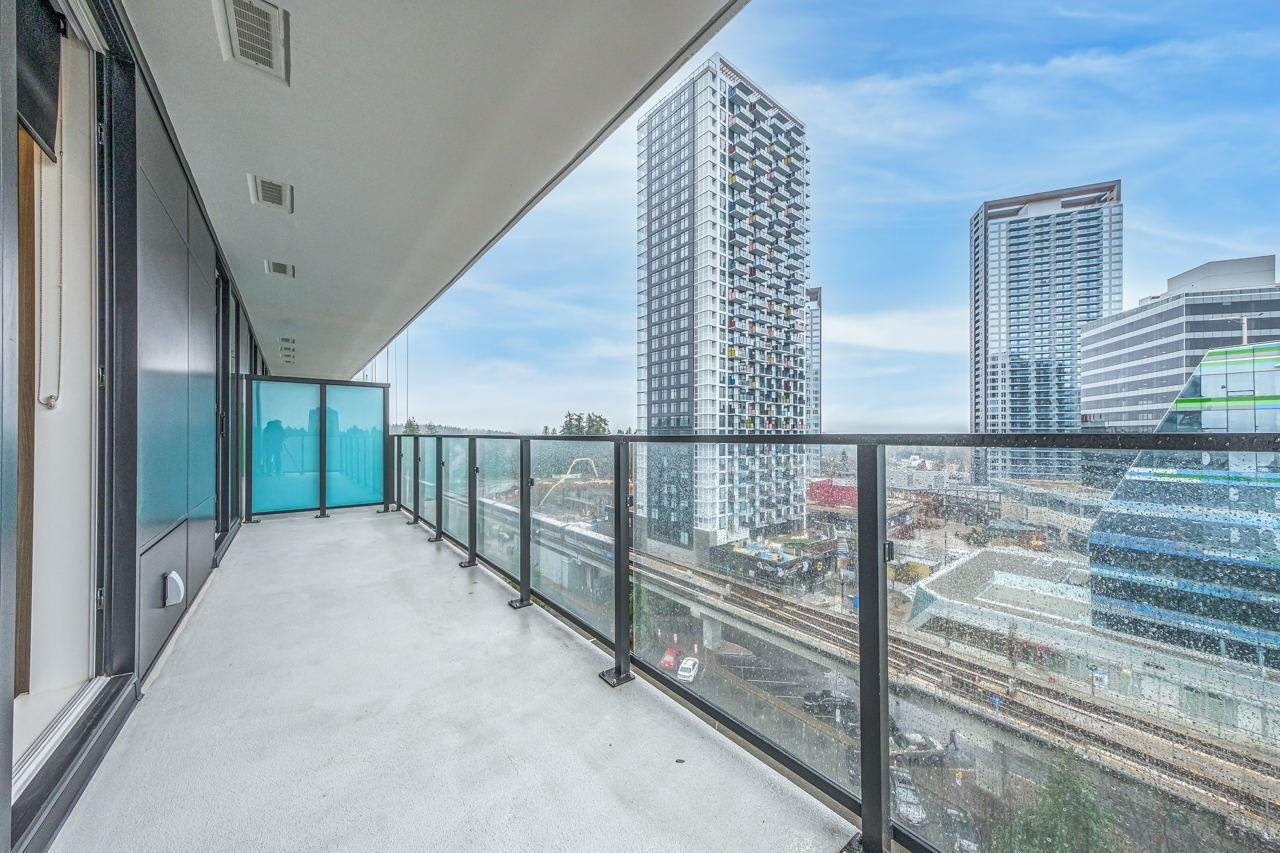 1102-9887 Whalley Blvd