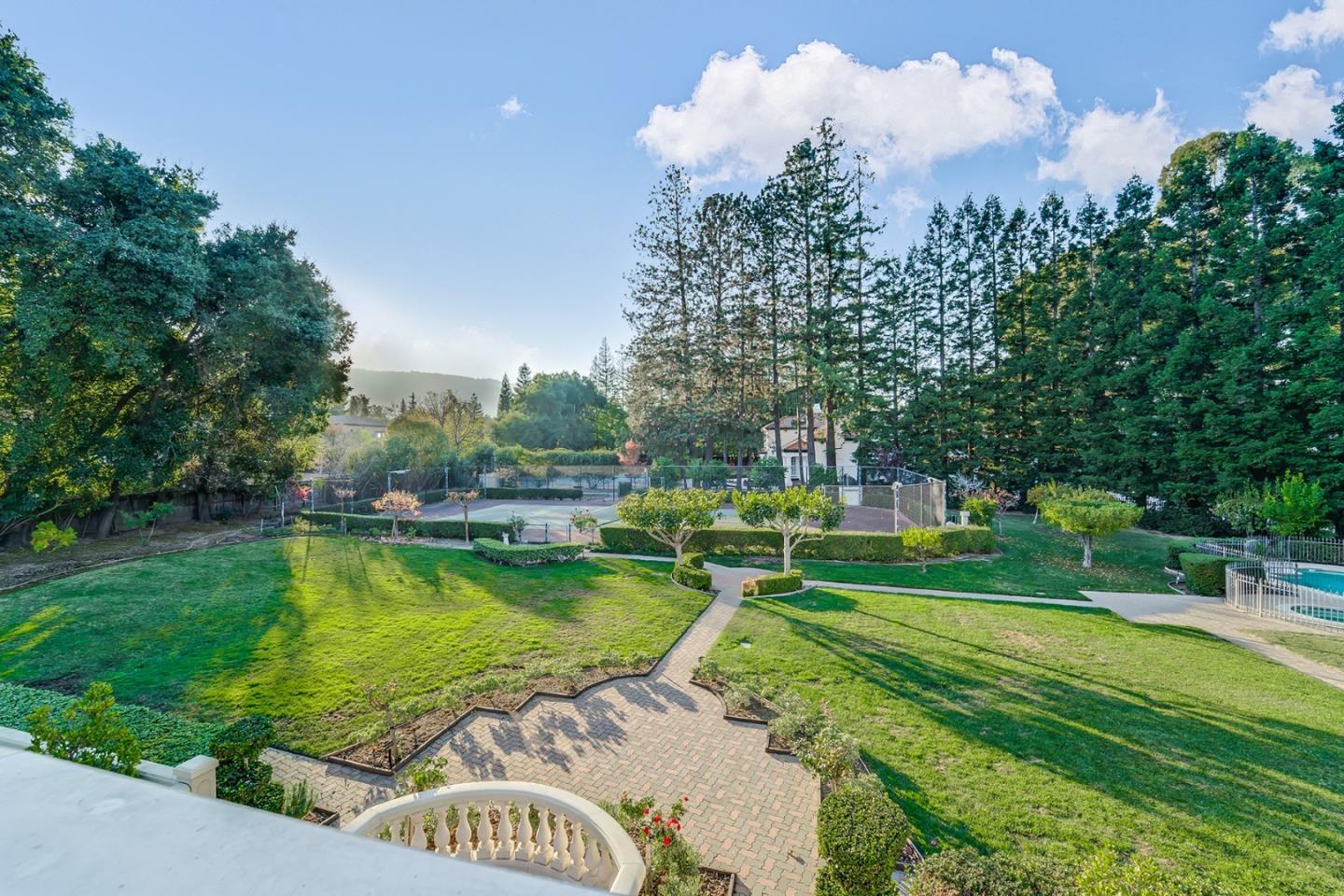 15071 Becky Ln