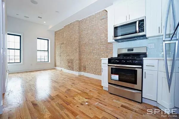 716 Quincy Street Unit: 2A
