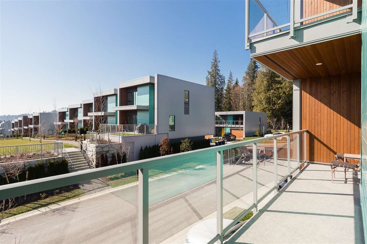 16-3596 Salal Dr