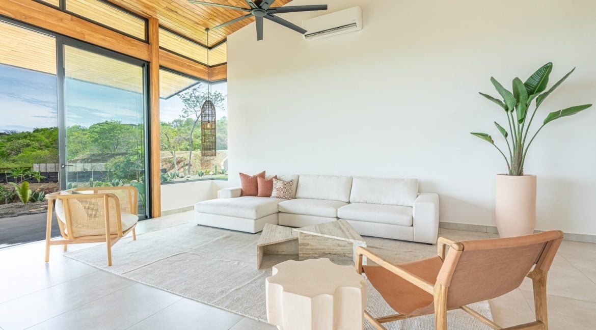 Private Modern Infinity Pool Villa, Tamarindo, Guanacaste