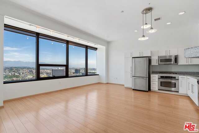 1100 WILSHIRE Apt 2903