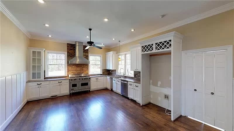 982 Old Lathemtown Rd