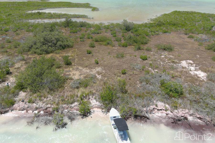 150 feet beachfront 2.25 acres off-grid homesite
