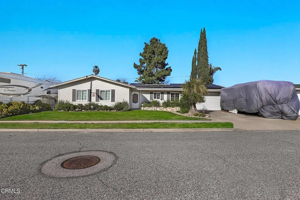 165 Oaklawn Ave
