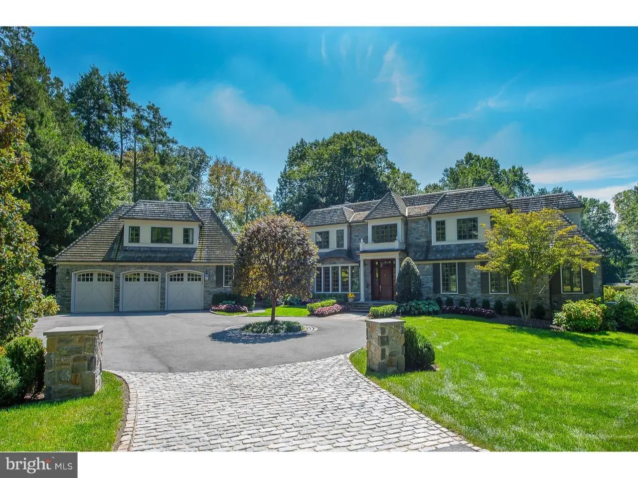 811 Muirfield Rd