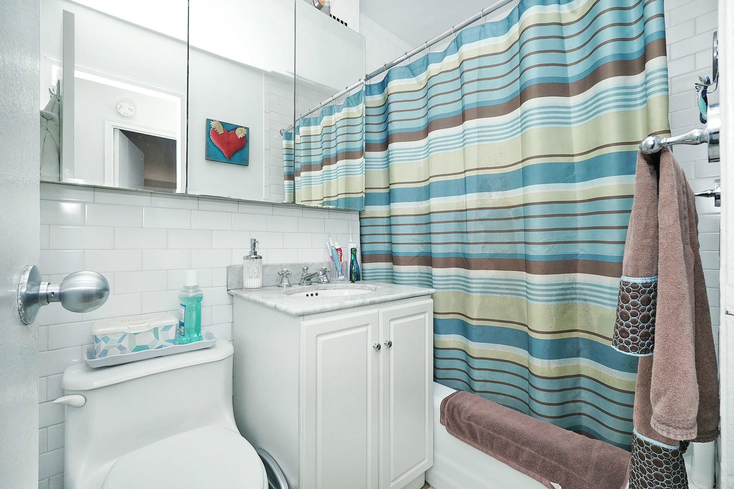 320 E 23rd St, Unit 2D