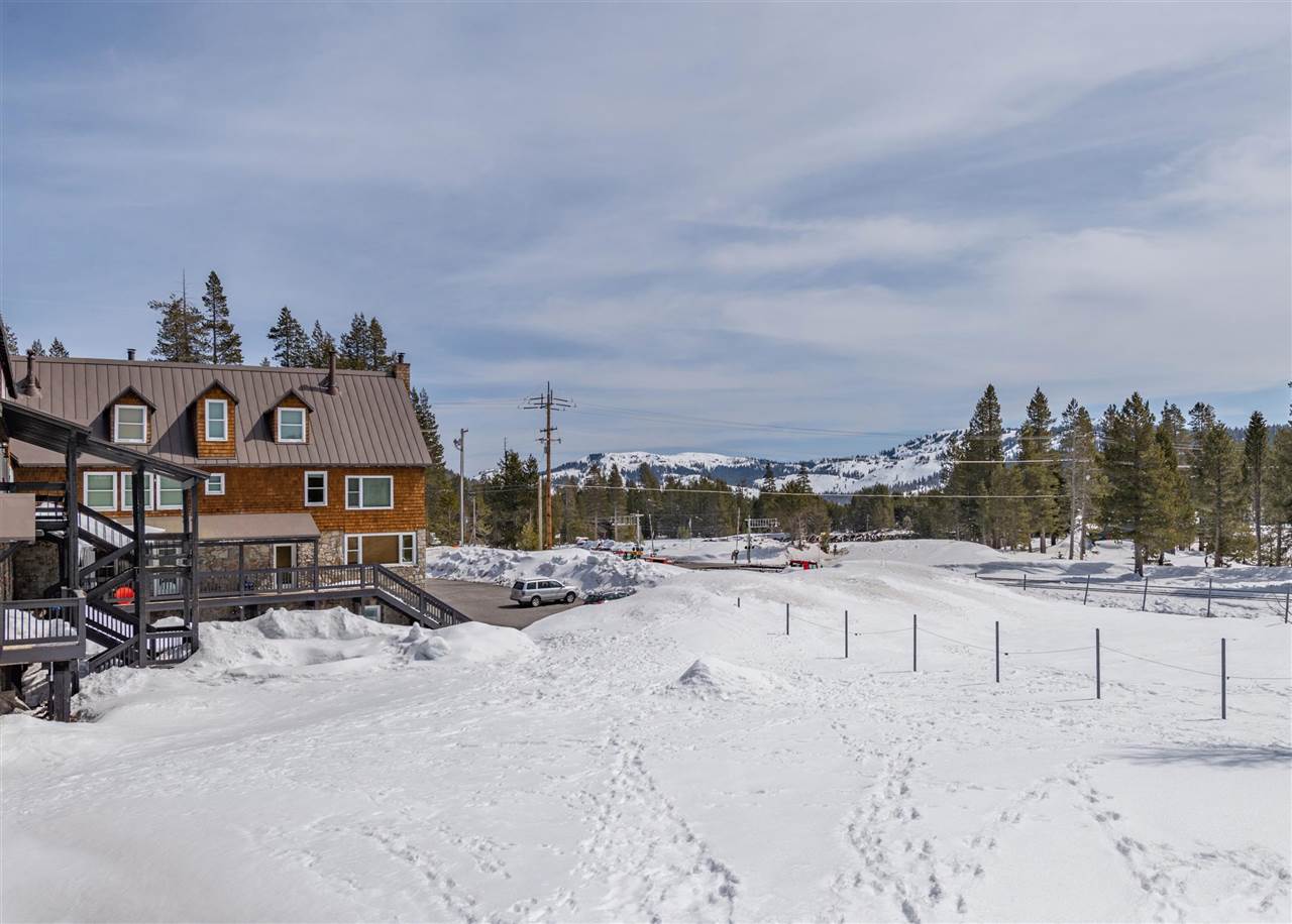 21501 Donner Pass Rd, #12