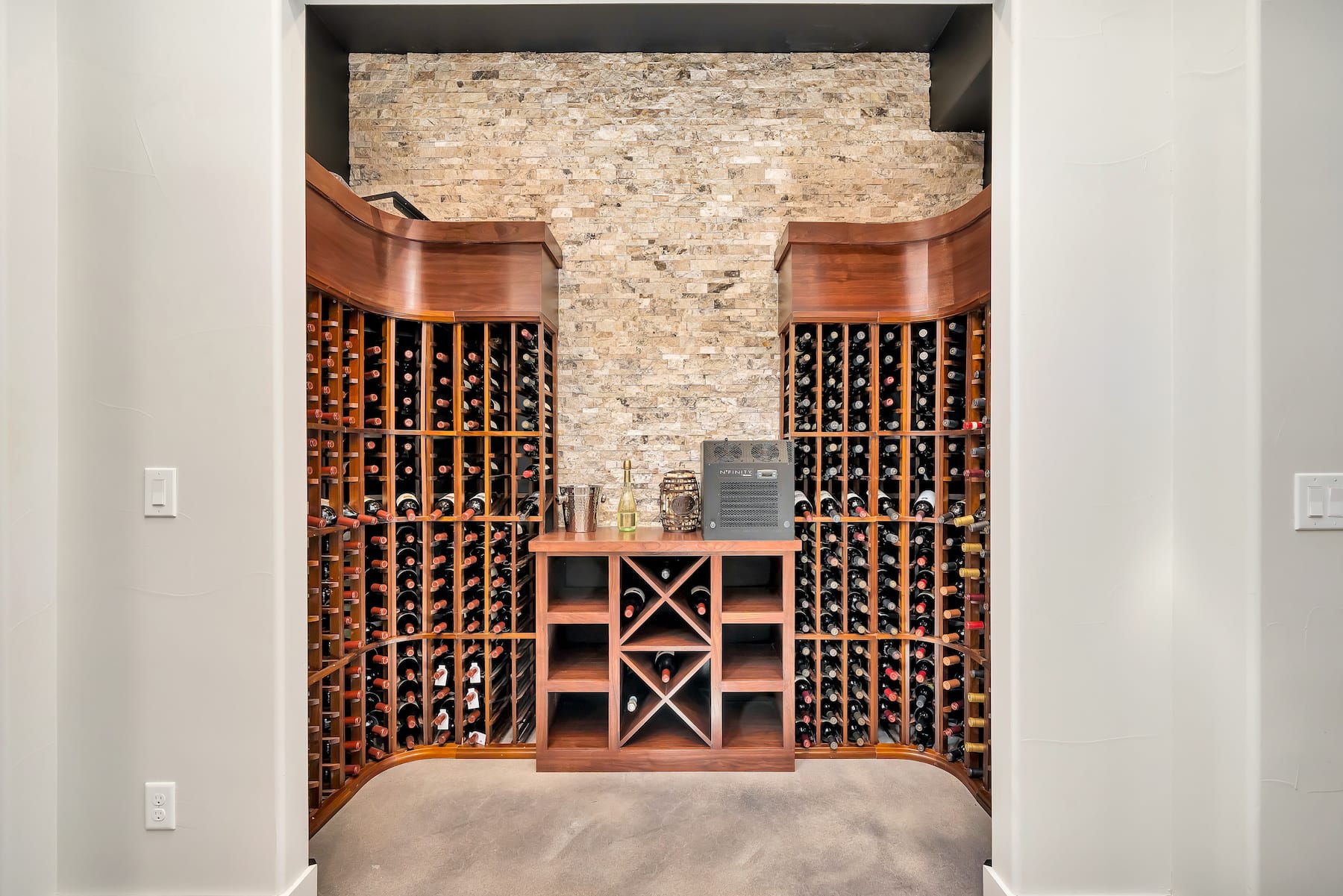 7590 Raphael Lane