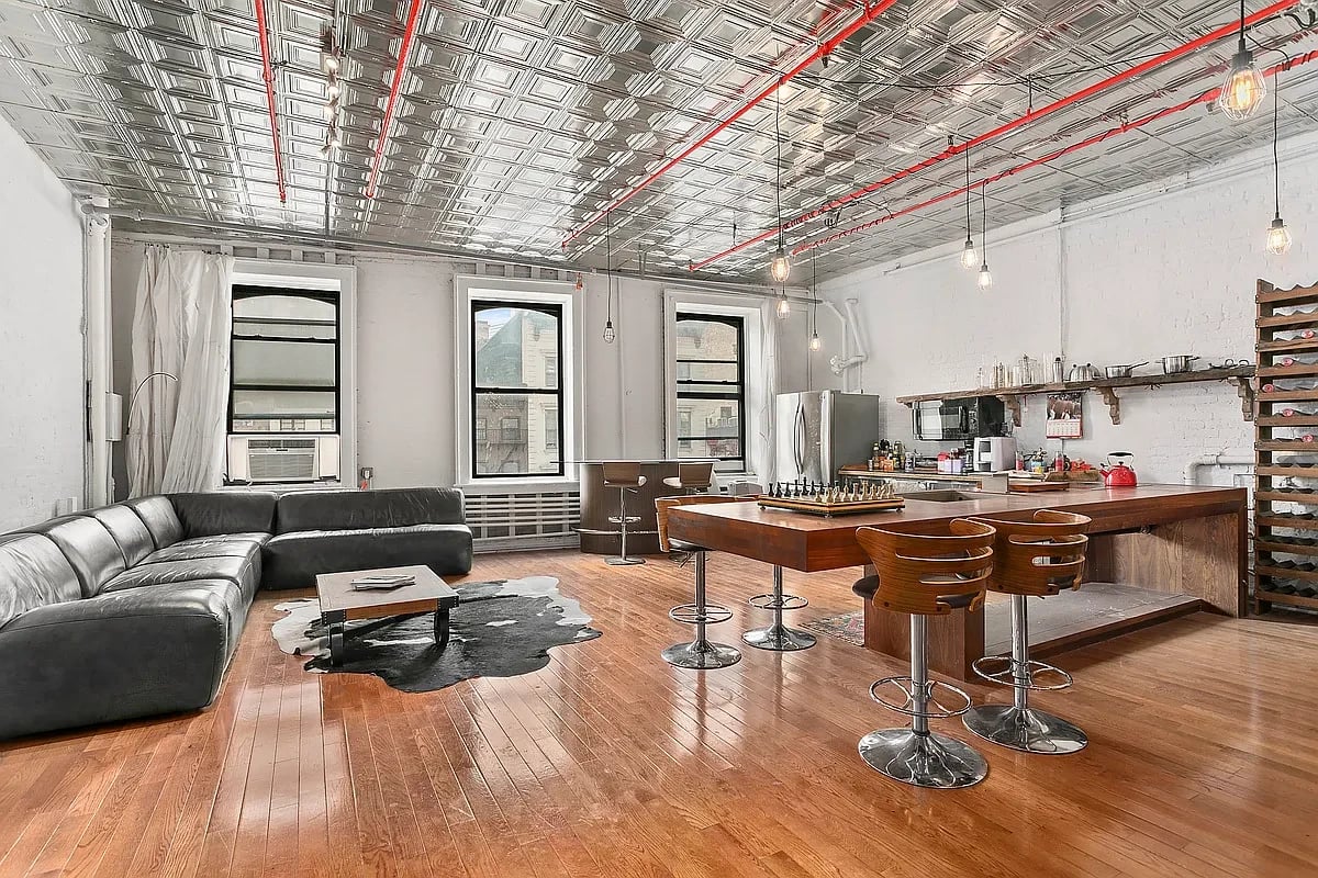 49 HOWARD ST #4S