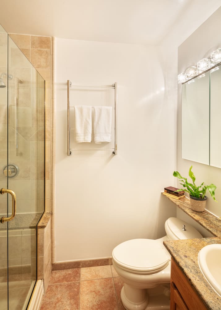 261 W 71st St, #9