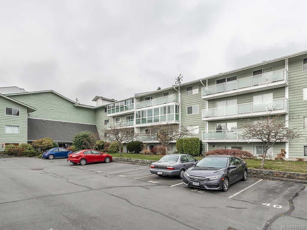 204-1490 Garnet Rd