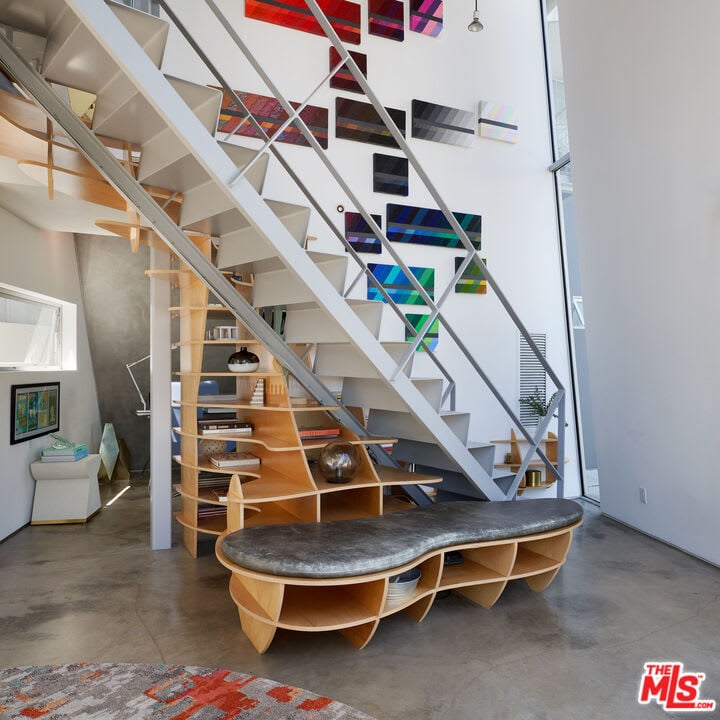 513 Grand Blvd