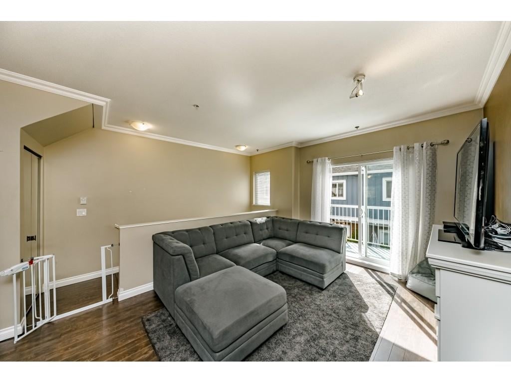 611-1661 Fraser Ave