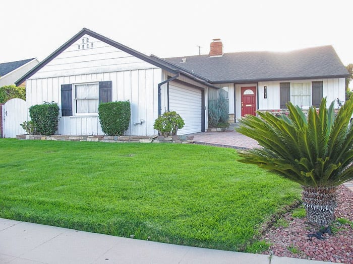 7251 Katherine Ave Van Nuys, CA