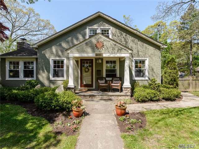 425 Pine Dr