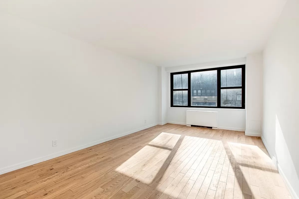 7 E 14th Street Unit: 805
