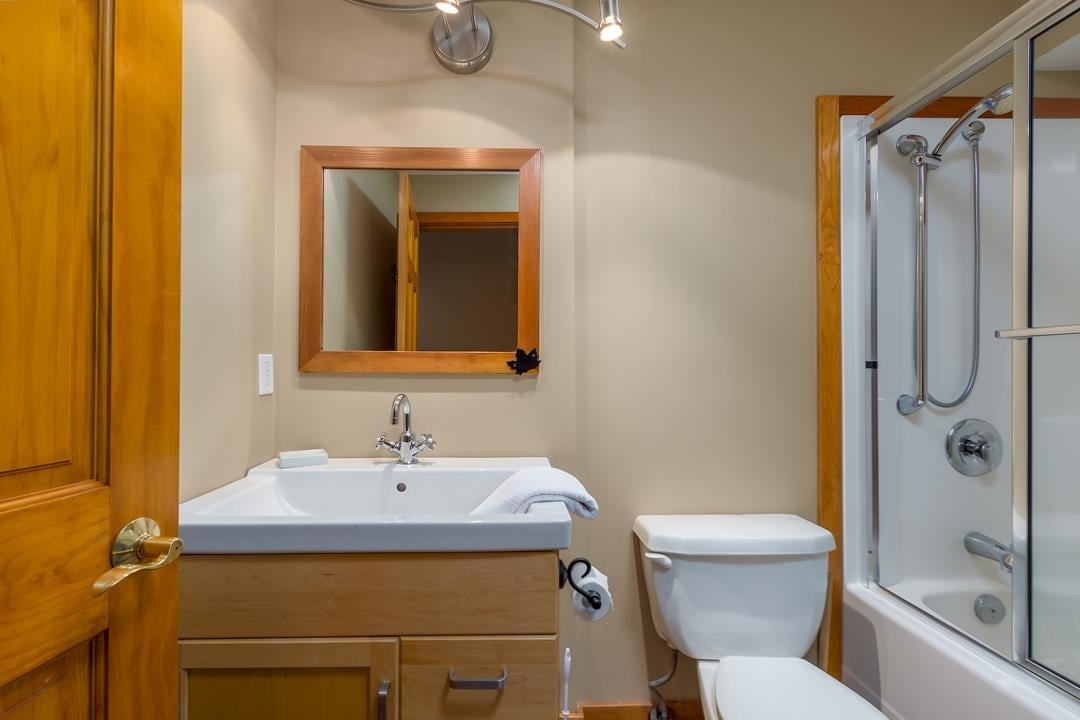 4-40781 Thunderbird Ridge