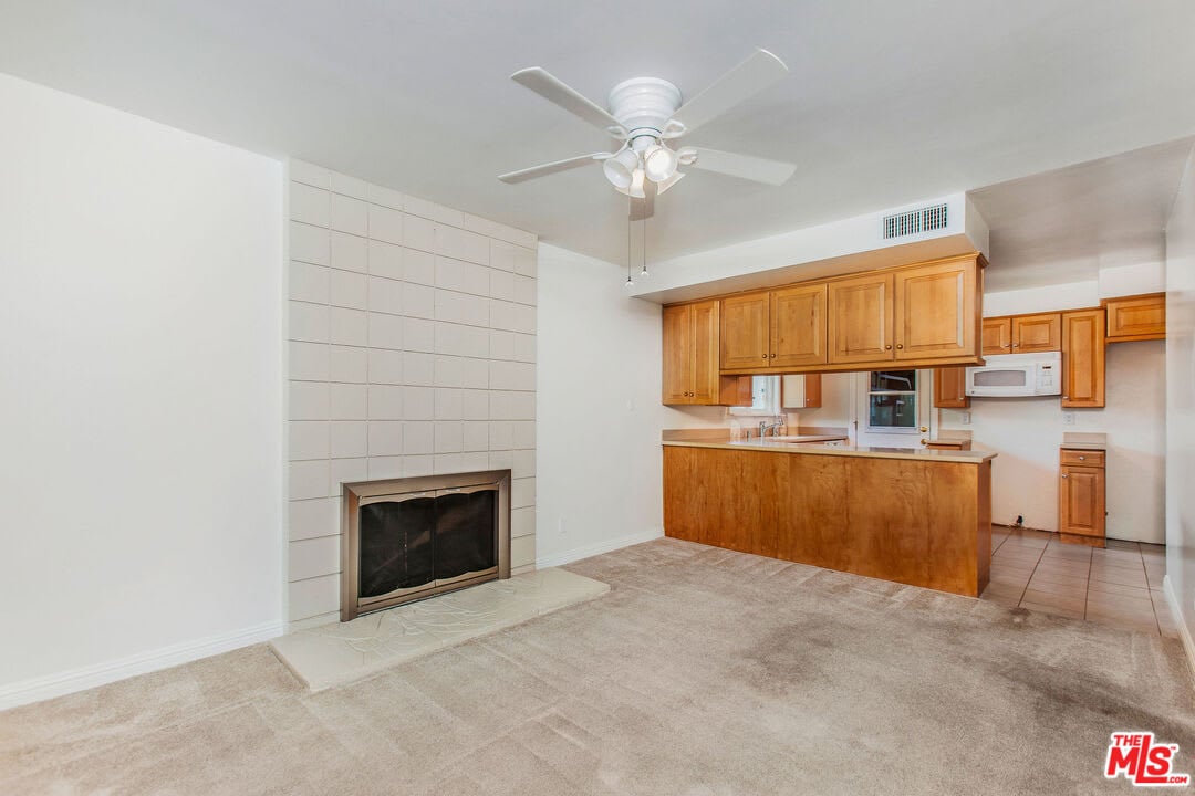 Represented Buyers: 10.9% below asking