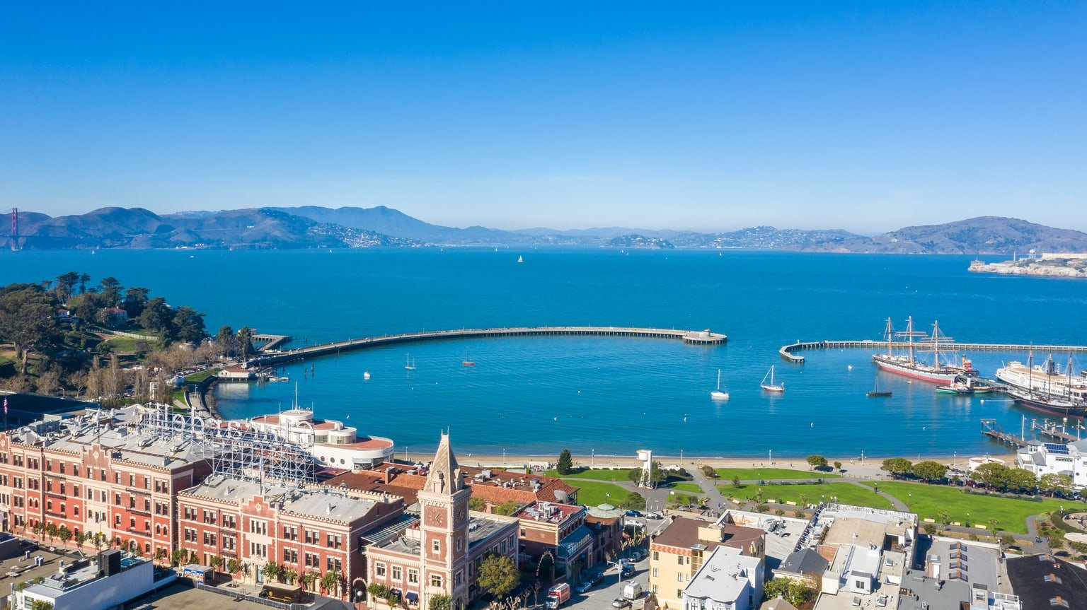 San Francisco Heaven - 1034 Chestnut Street
