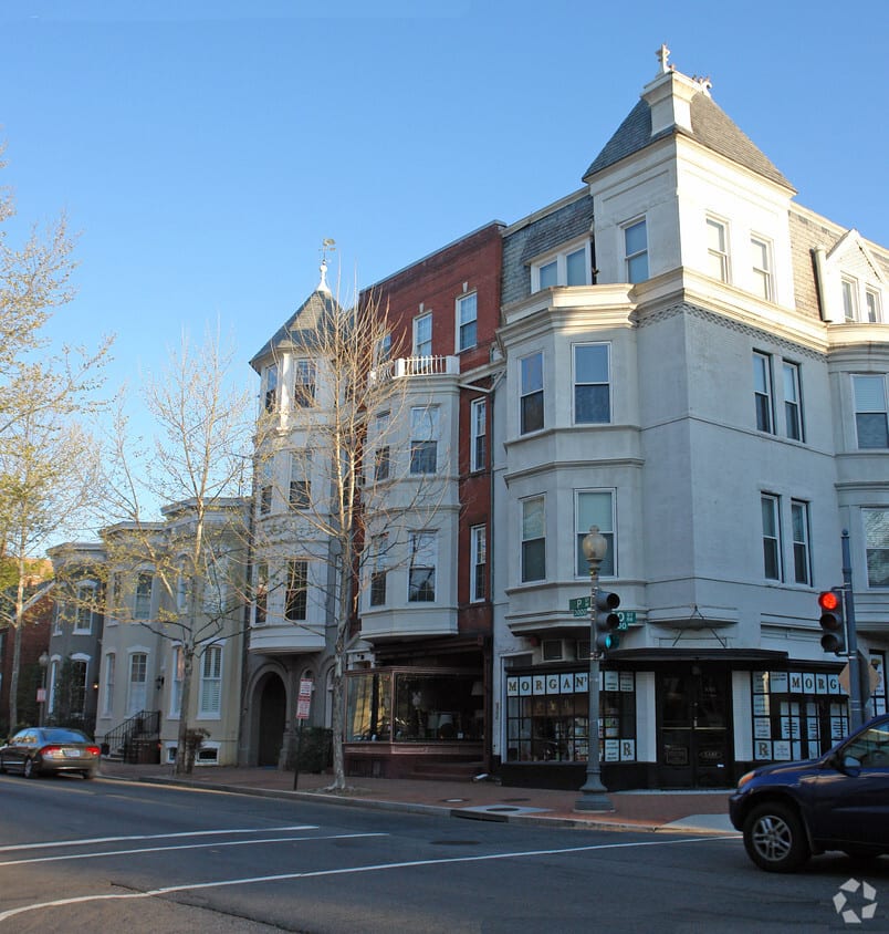 3003 P STREET NW
